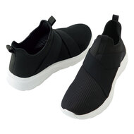 カジュアルスニーカー