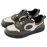 プロスニーカー